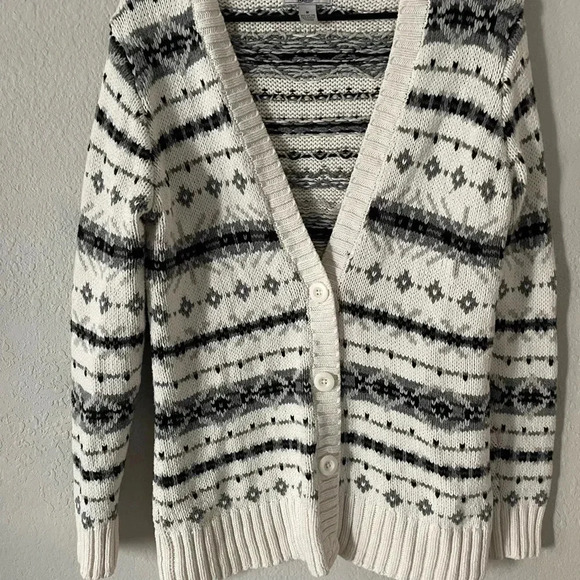 Bass Cardigan - Picture 5 of 7